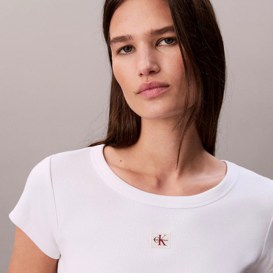 Calvin Klein Γυναικεία κοντομάνικη μπλούζα Slim Ribbed Cotton Badge T-shirt